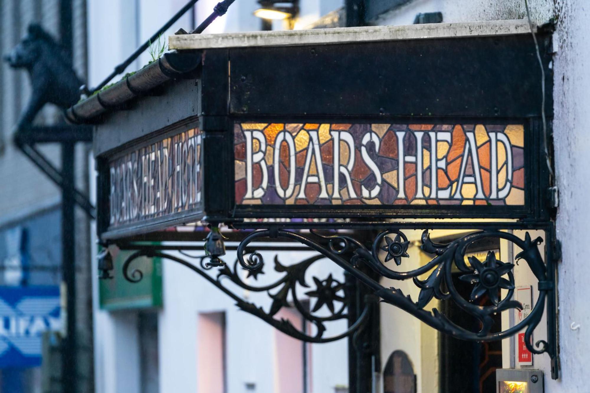 Boars Head Hotel Carmarthen Exteriér fotografie